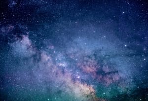Tecnología chilena quiere calibrar desde el espacio telescopios que estudian la luz más antigua del Universo