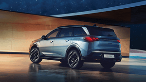Nuevo Peugeot 5008 llega a Chile: el SUV familiar se renueva con más espacio, tecnología y una propuesta híbrida