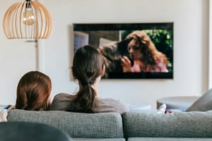 Inteligencia Artificial y televisión: el futuro del contenido podría escribirse entre humanos y algoritmos