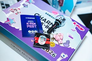 Samsung apuesta por el K-pop: el Galaxy S26 FE llega con una caja Charmy llena de regalos